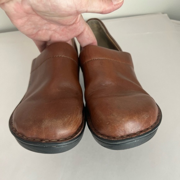 Born Women's Leather Clogs Brown Slip On Shoes Clogs Wedge Size 9 - Picture 3 of 8